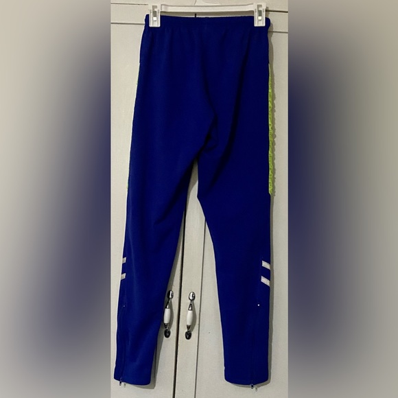 Vintage NIKE INTERNATIONAL ' Blue Windpants Sweatpants - Picture 2 of 4